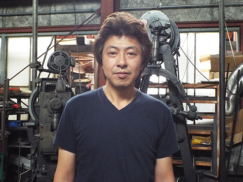 手造り　打刃物　吉兼作　吉兼久作　純日本鋼　吉金刃物製作所　鍛冶屋　三徳包丁 手造り 打刃物 吉兼作 吉兼久作 純日本鋼 吉金刃物製作所 鍛冶屋